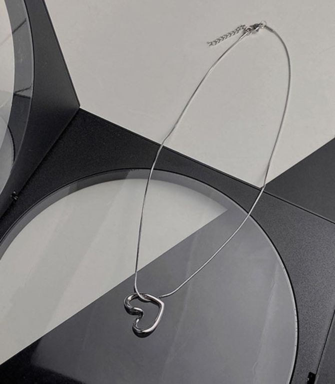 Collar silver open heart