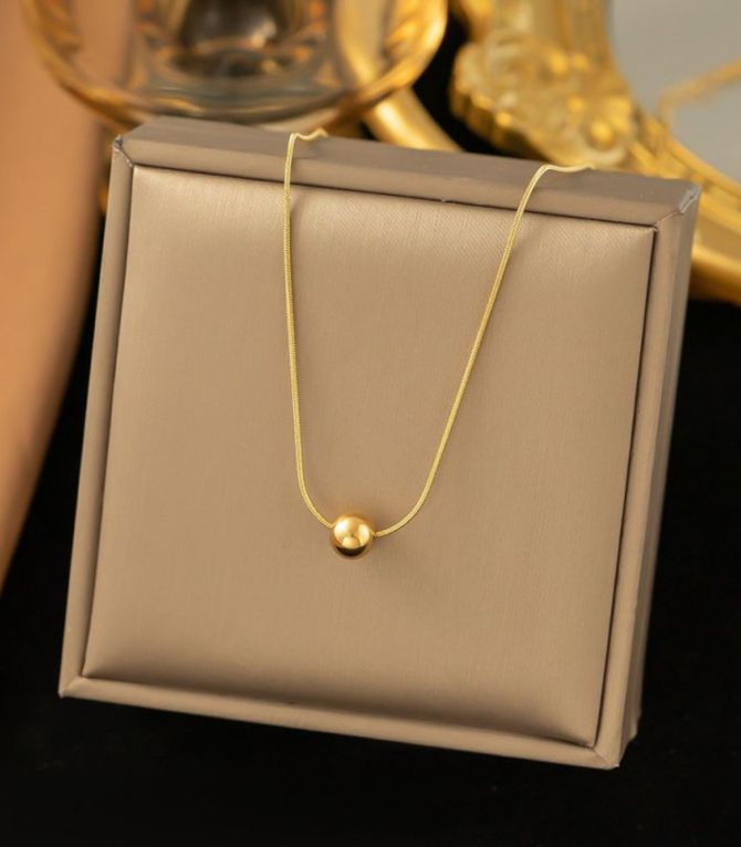 Collar gold round bead