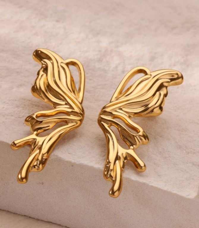 Aretes butterfly