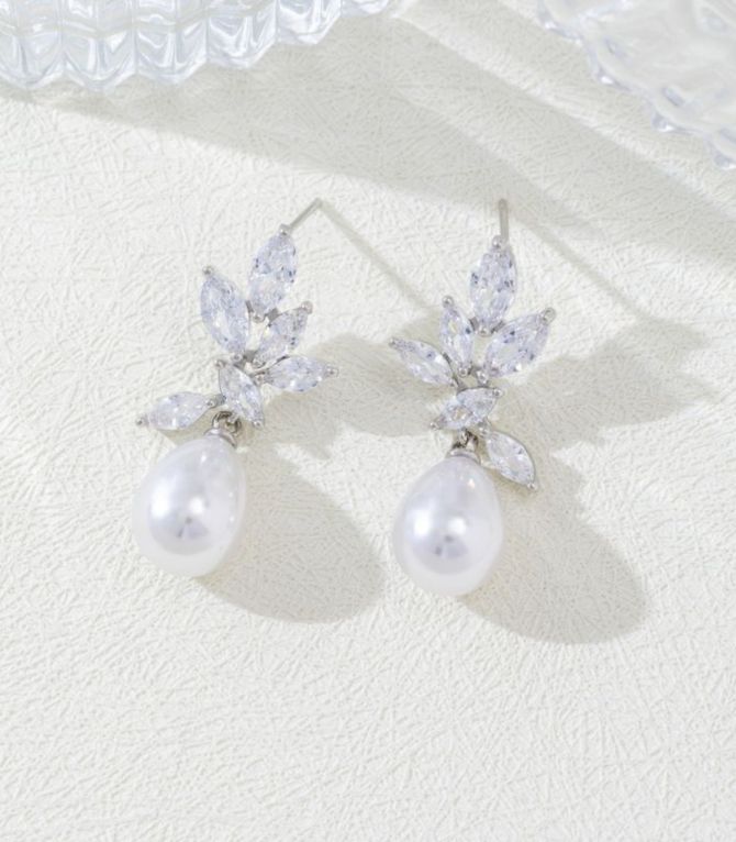 Aretes silver diamond leaf pearl