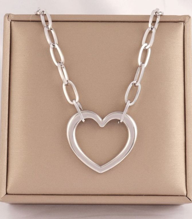 Collar plata con corazón