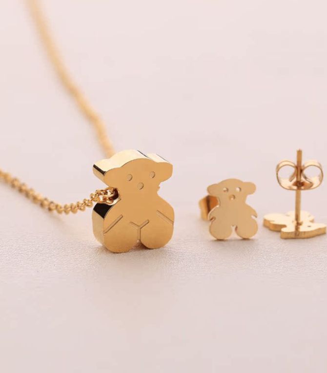 Collar y aretes set oso dorado