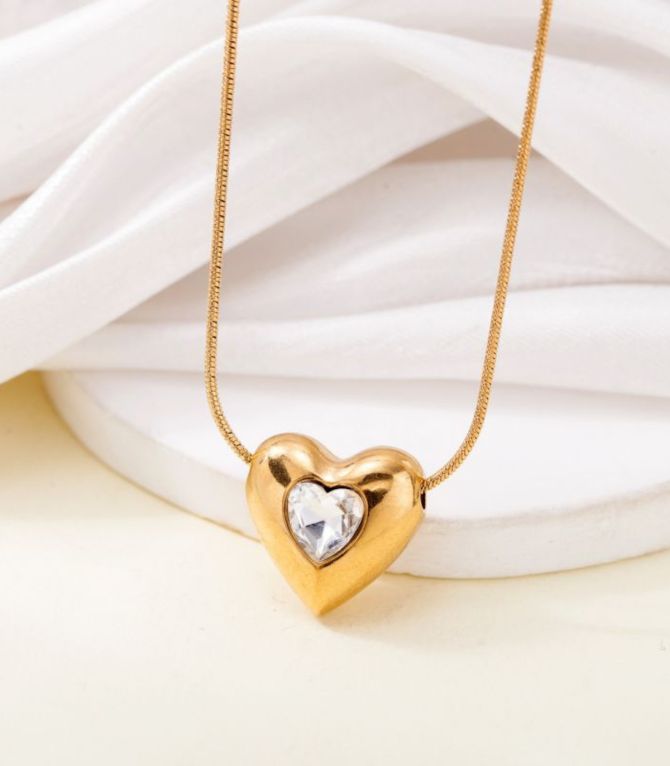 Collar diamond white encrusted heart