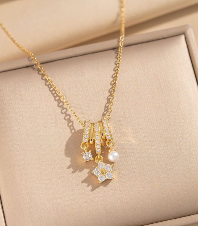 Collar diamond flower pearl