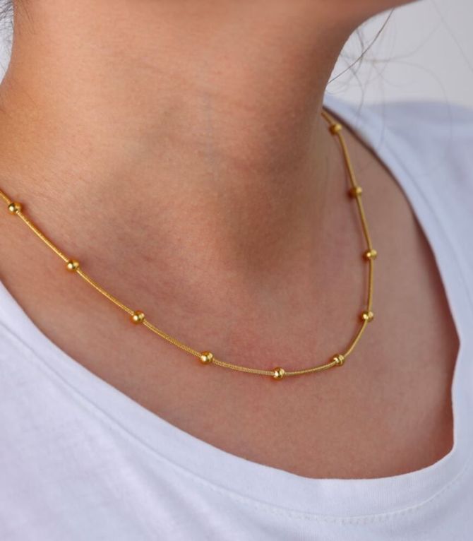 Collar gold round bead