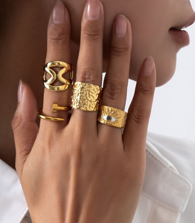 Anillo abierto cruz irregular