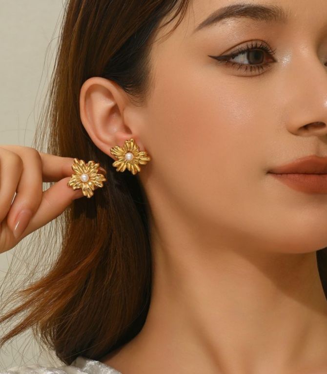 Aretes flor perla