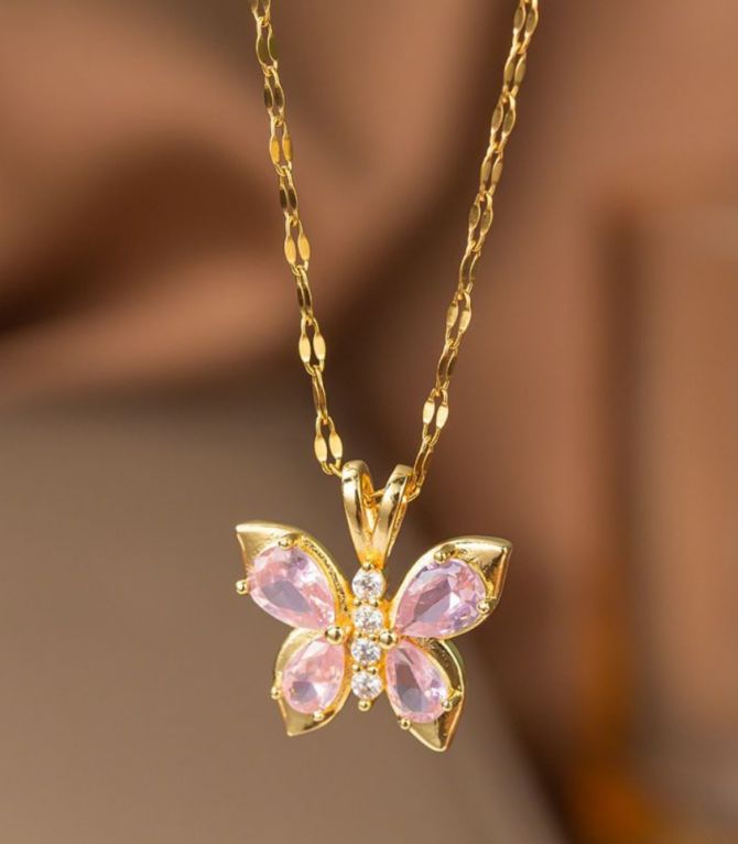 Collar diamond butterfly pink