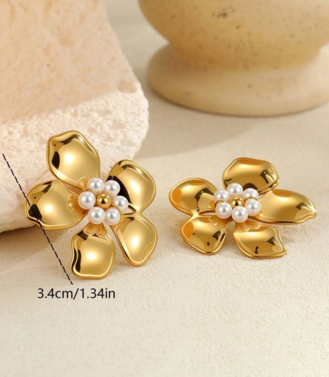 Aretes pearl flower