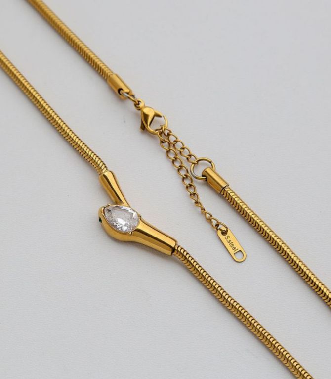 Collar snake zirconia