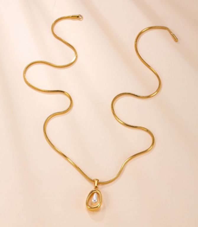 Collar pearl teardrop
