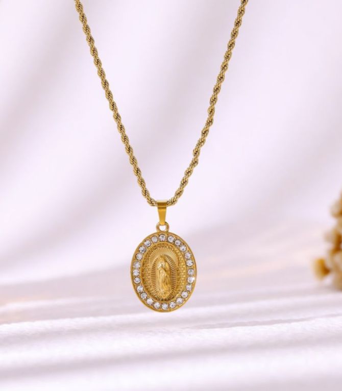 Collar oval virgen con zirconias