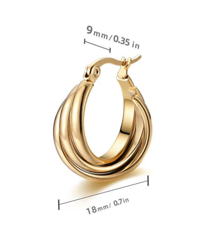 Aretes dorados triples