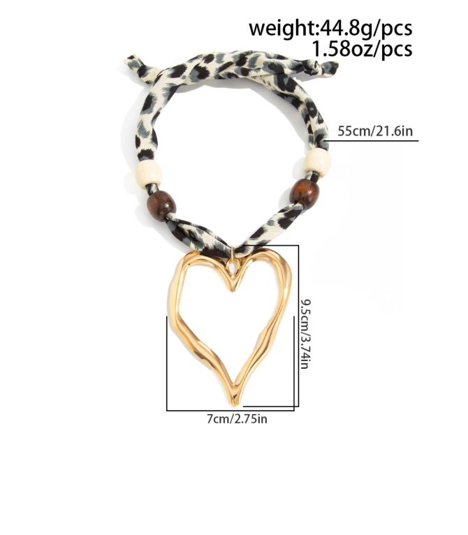Collar black heart leopard print
