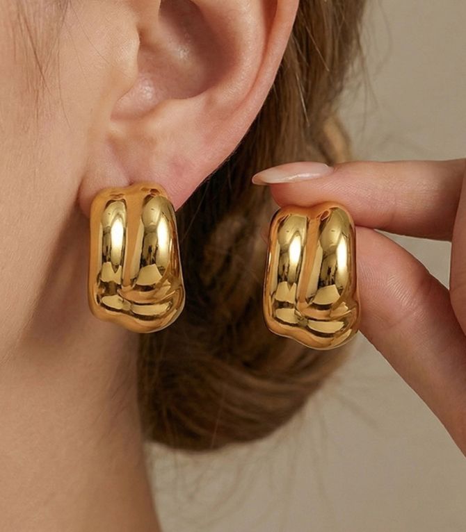 Aretes dorados