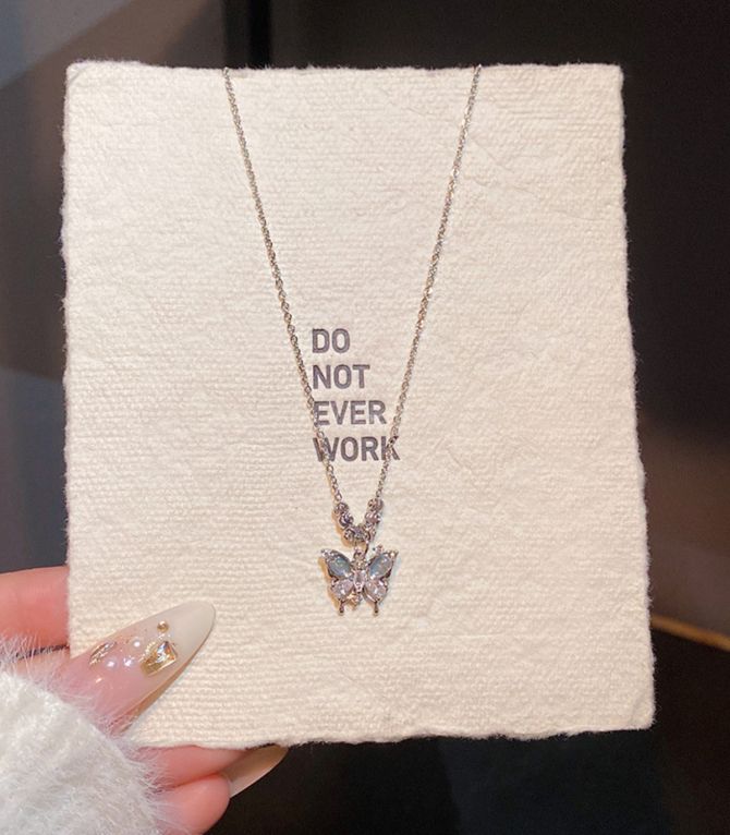 Collar silver butterfly