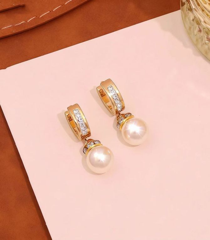 Aretes diamond ball pearl hoop