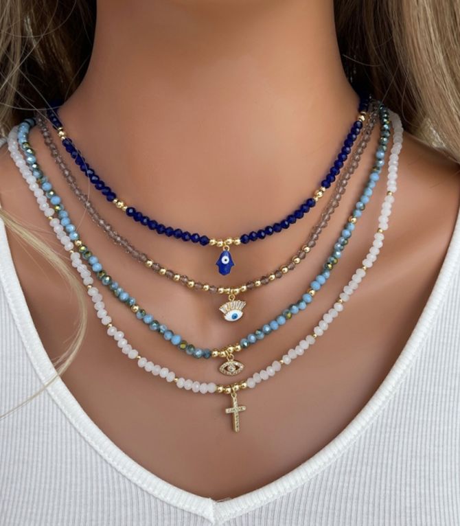 Collar white cross bead