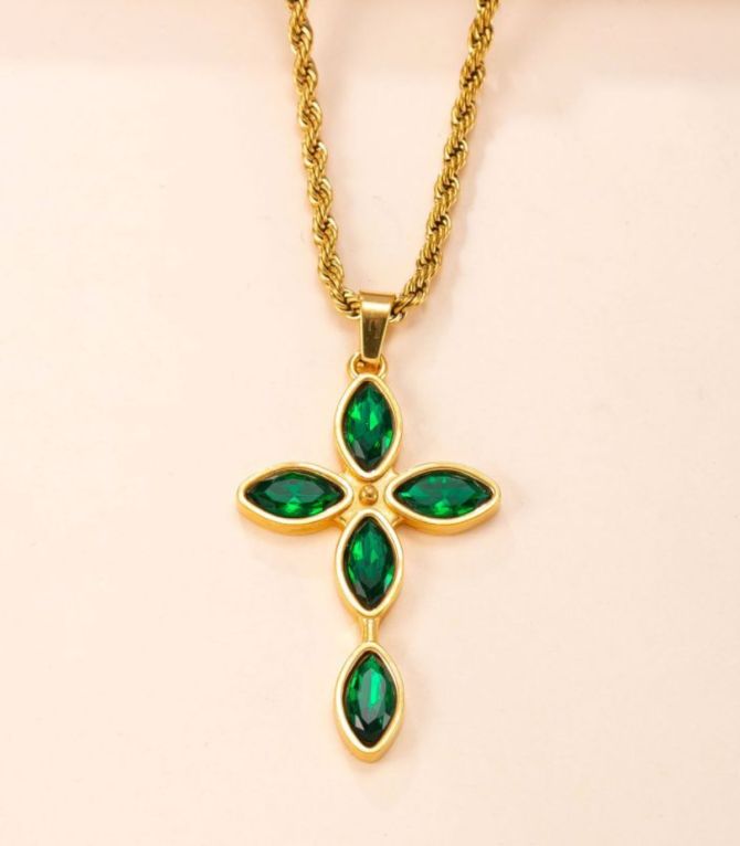 Collar green cross