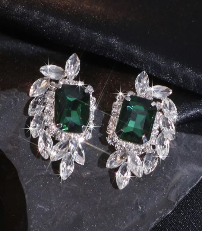 Aretes verdes