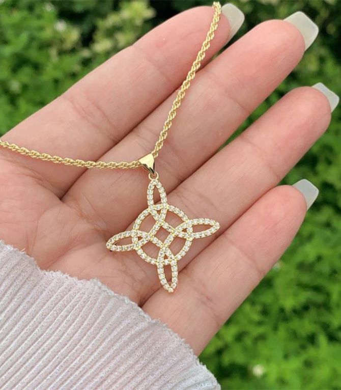 Collar torsal 1 zircon witch knot