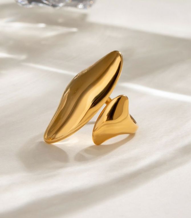 Anillo abierto irregular