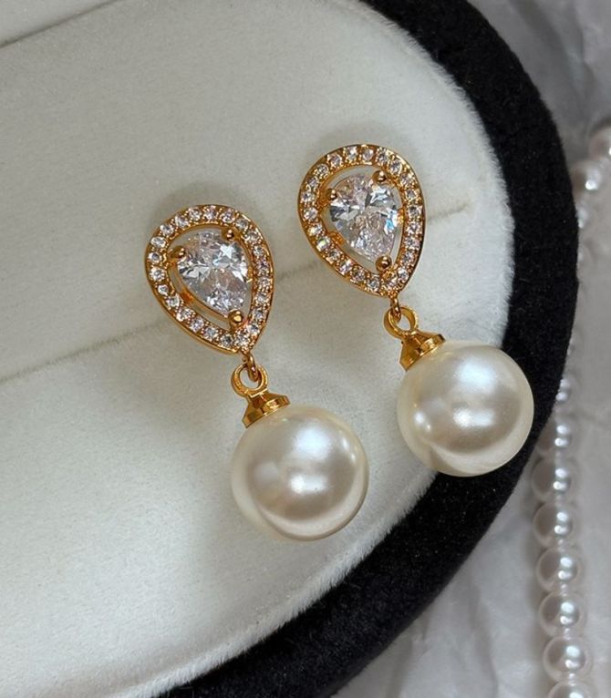 Aretes gold white diamond pearl