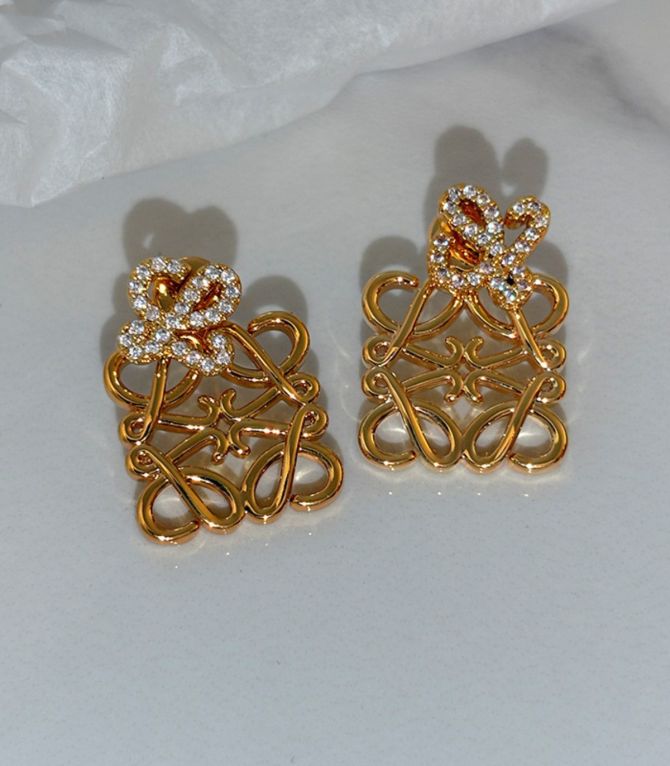 Aretes gold diamond stud