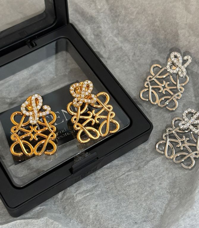 Aretes gold diamond stud