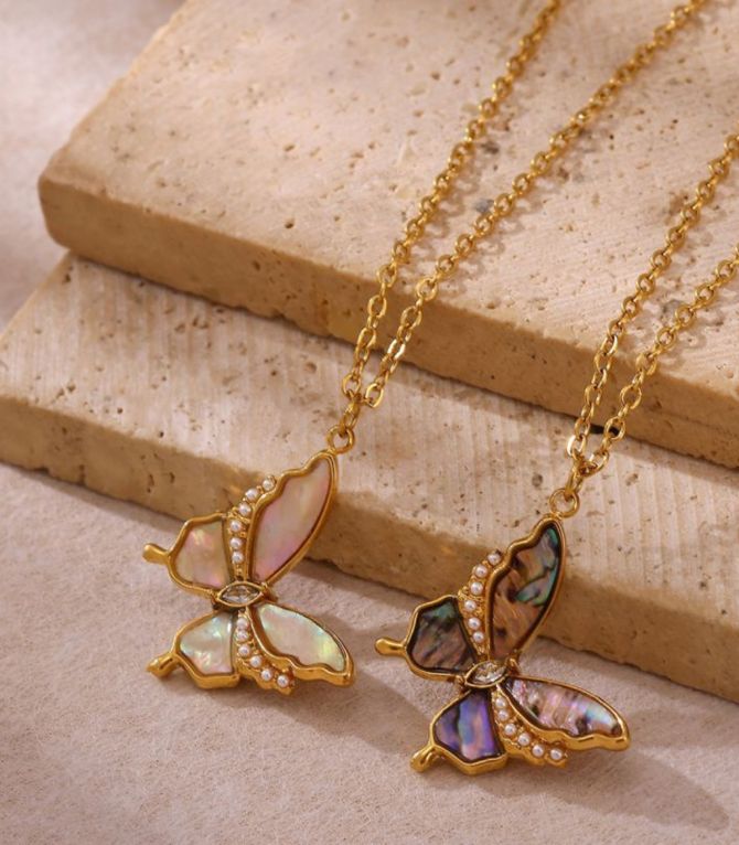 Collar tornasol diamond butterfly