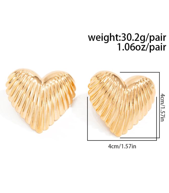 Aretes corazón dorado