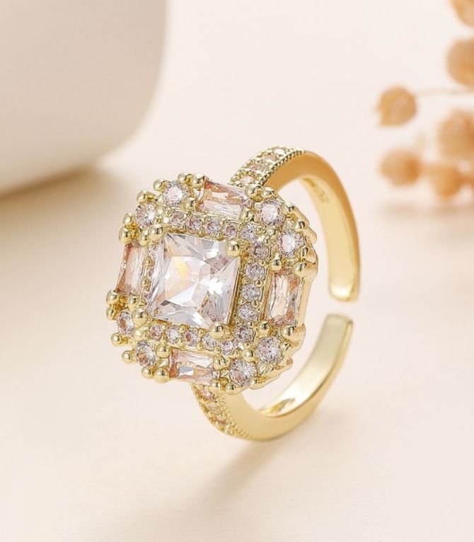 Anillo gold diamond square white