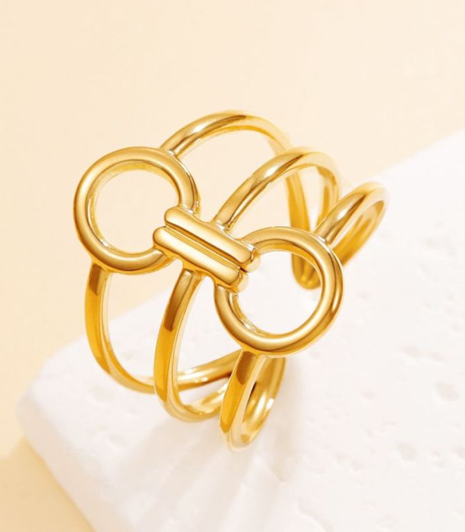 Anillo gold hollowed out