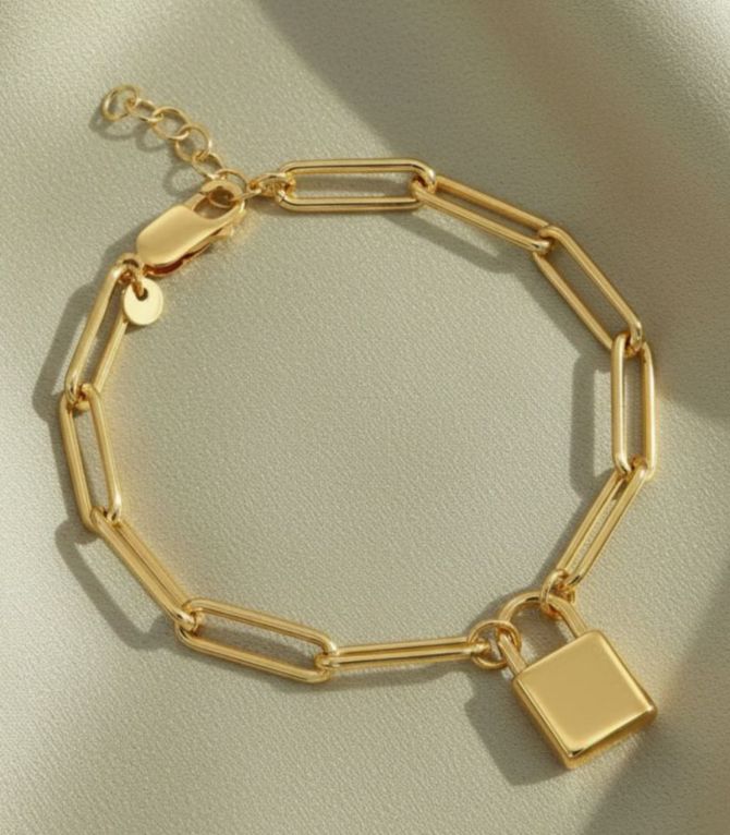 Brazalete dorado candado