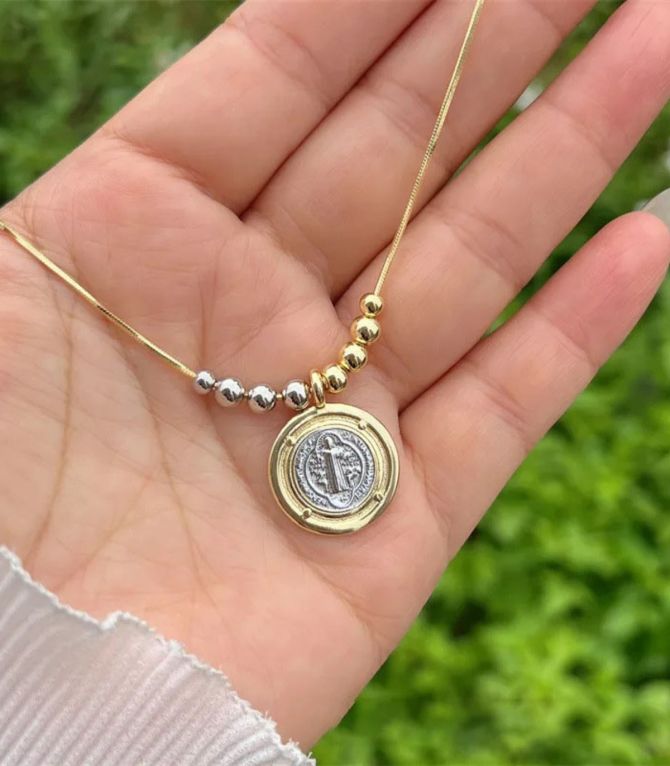 Collar bicolor san benito