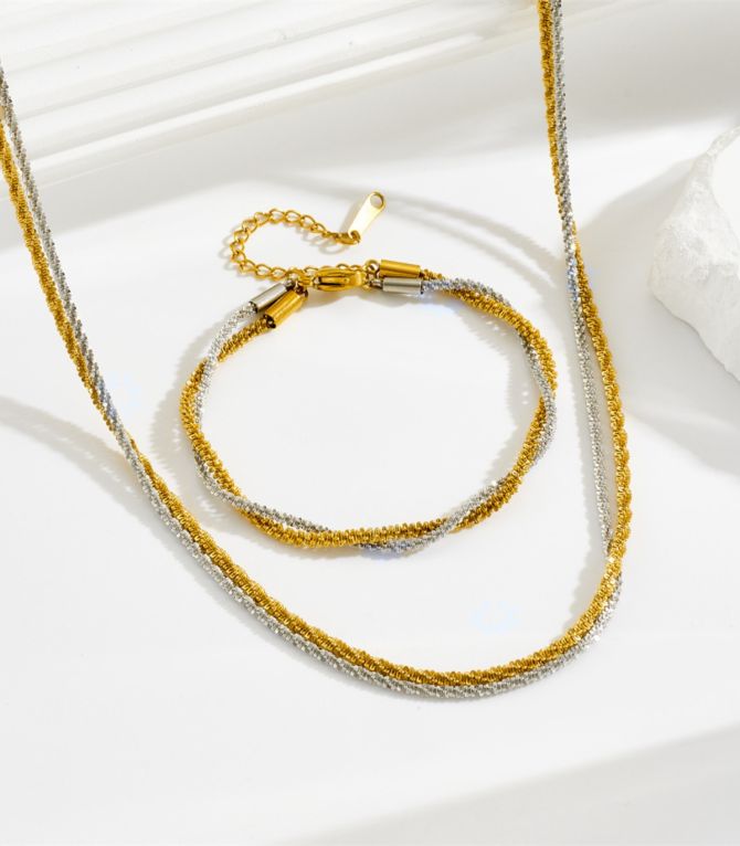 Collar bicolor tejido